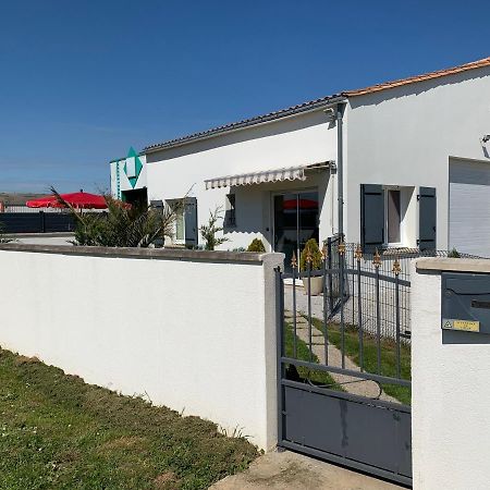 Gite Les Randonneurs Fontenay-le-Comte Zewnętrze zdjęcie
